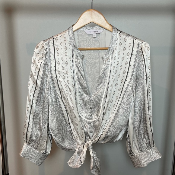 INTERMIX Tops - Intermix 100% Silk Printed Crop Top with Tie